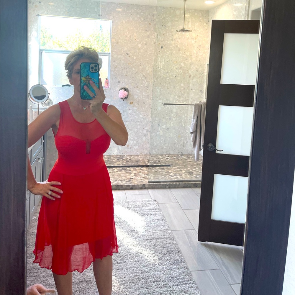 NWT BCBG size 6/8 Miranda orange dress.  Gorgeous.  super comfortable